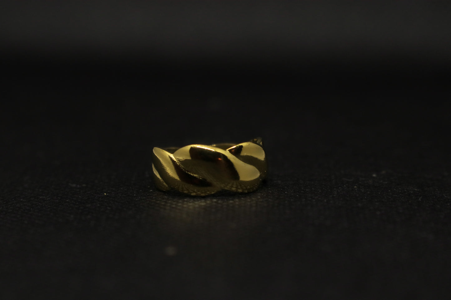 GOLDEN WAVE RING x Madsen