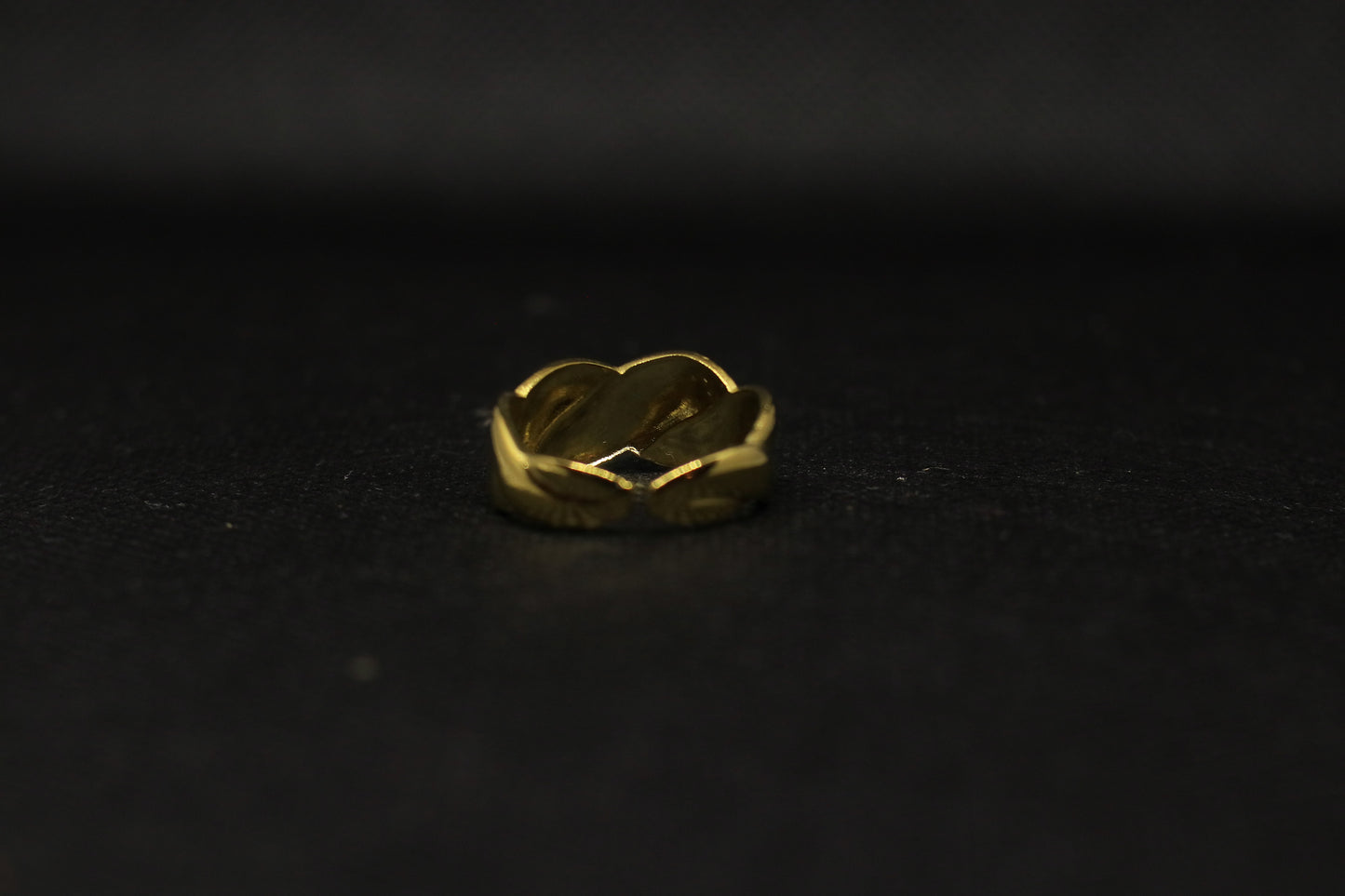 GOLDEN WAVE RING x Madsen